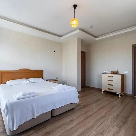 Oeluedeniz, Solvento Vilă Fethiye