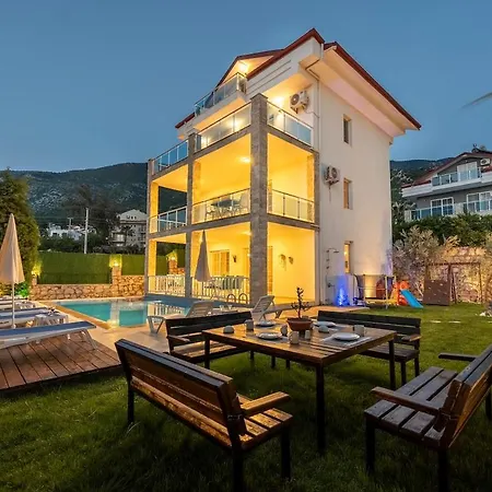 Villa Oeluedeniz, Solvento *